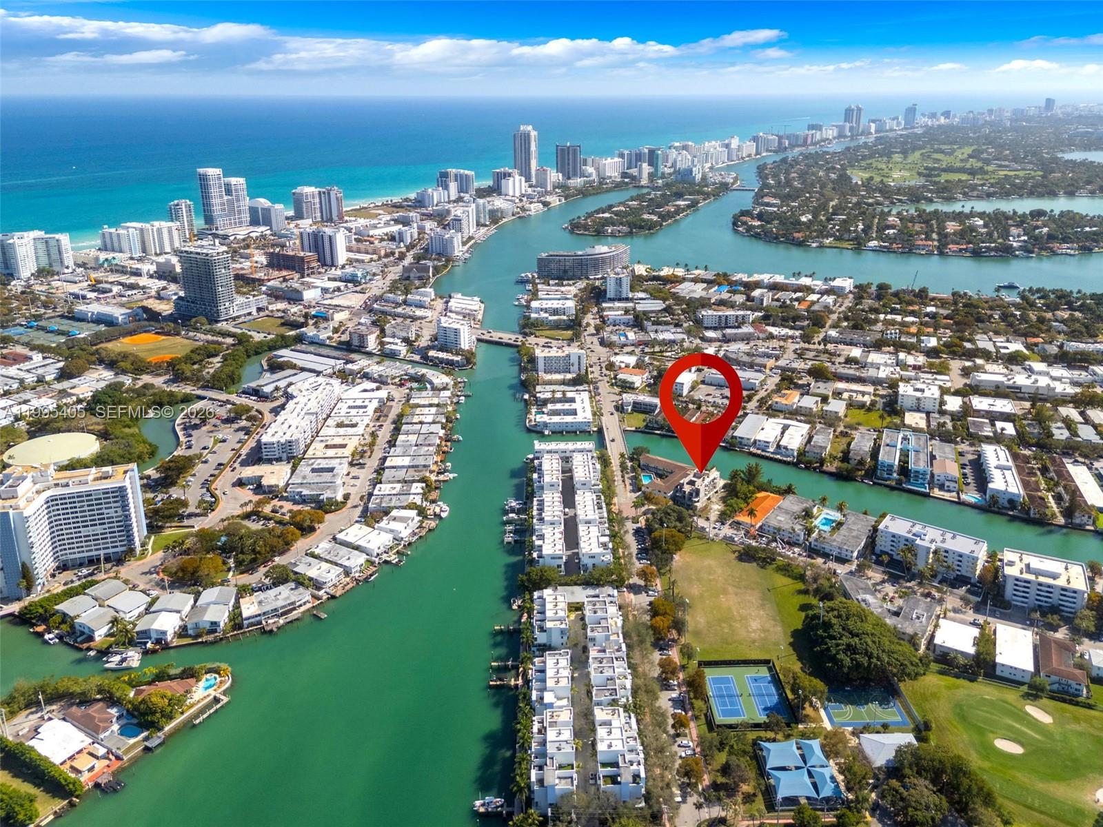 10 S Shore Dr Miami Beach, FL 33141