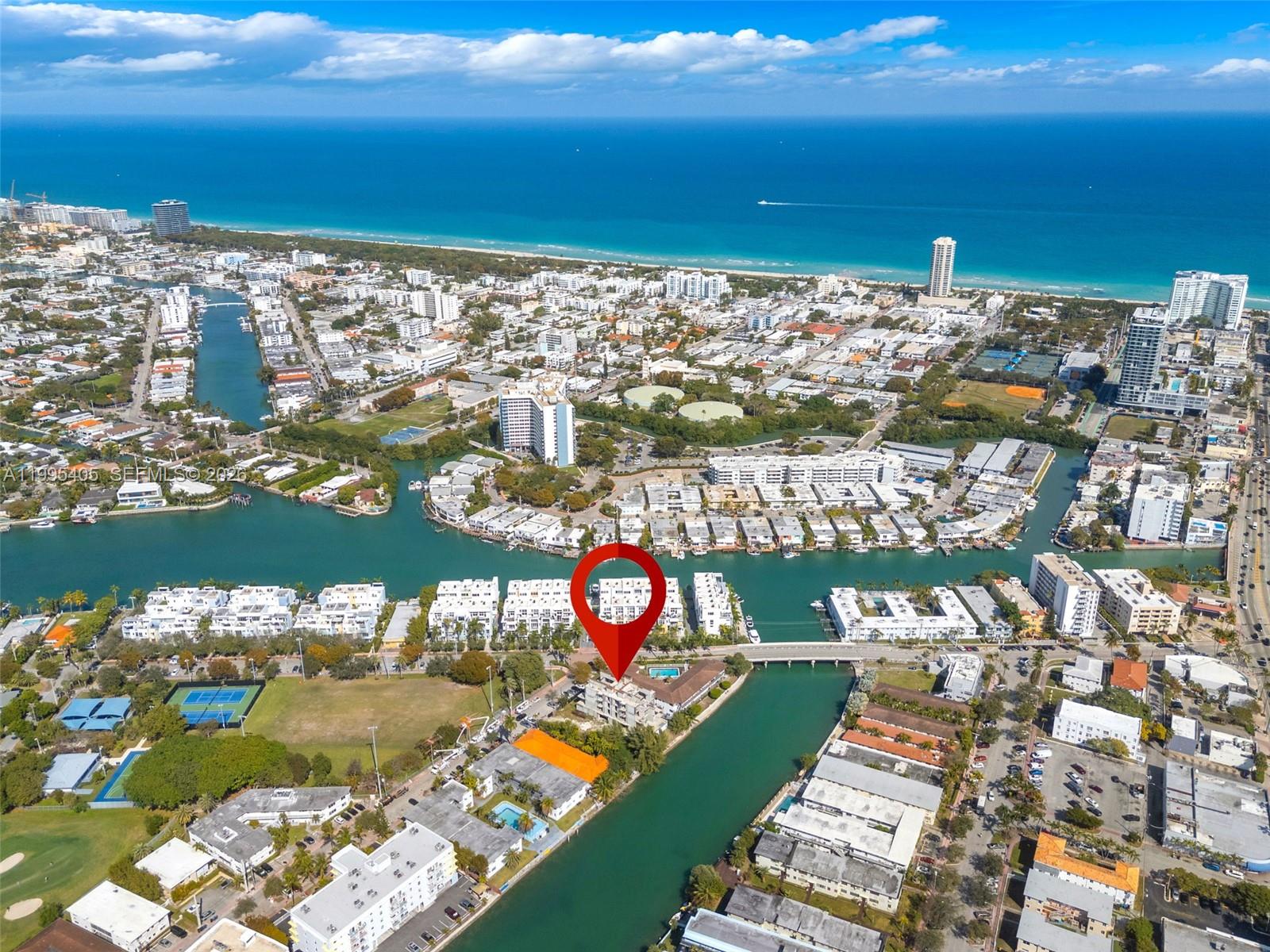 10 S Shore Dr Miami Beach, FL 33141