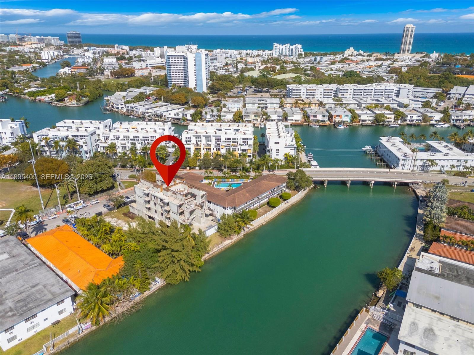 10 S Shore Dr Miami Beach, FL 33141