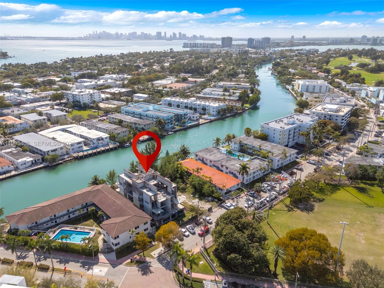 10 S Shore Dr Miami Beach, FL 33141