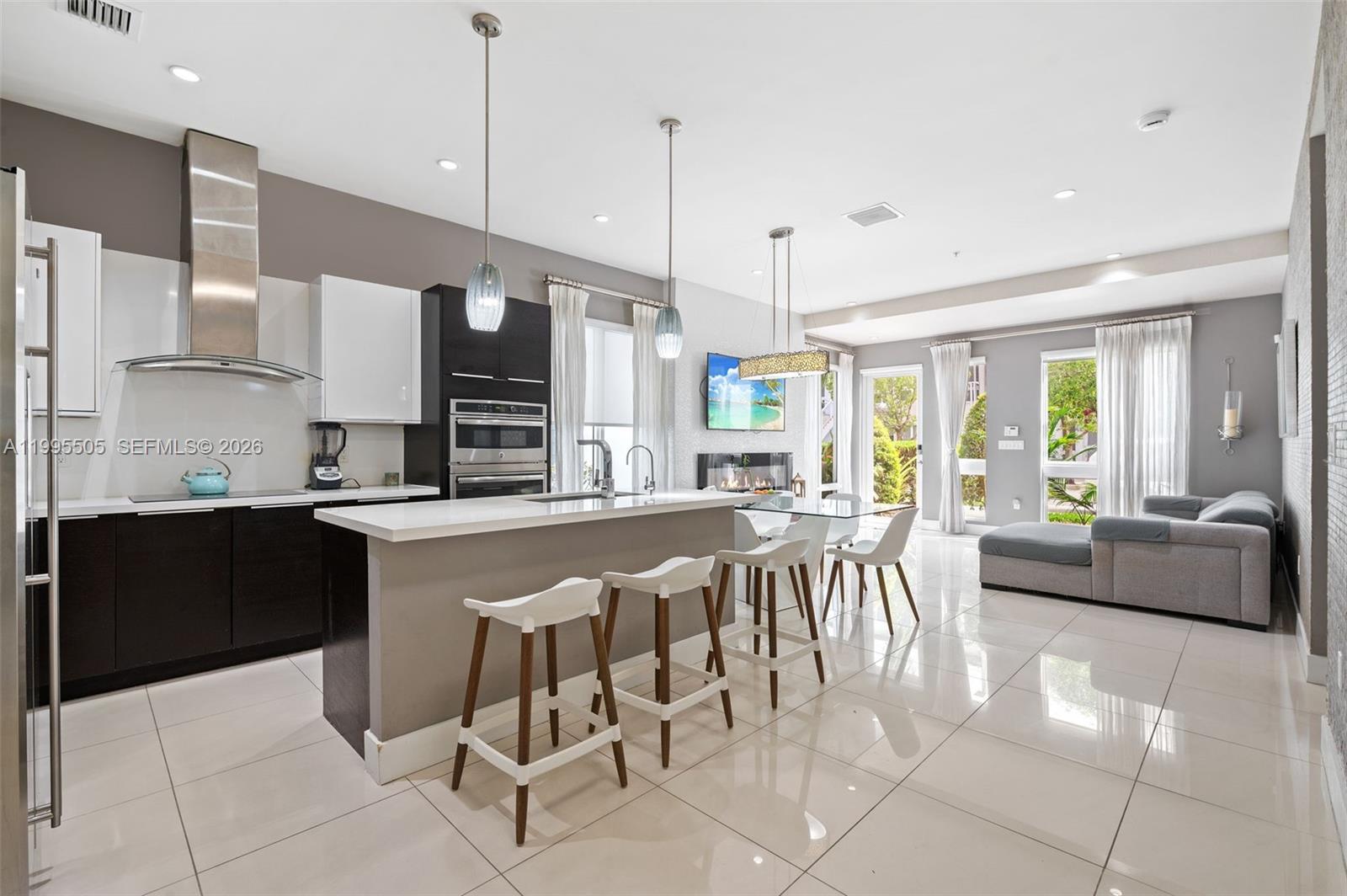 10305 NW 63rd Ter #105 Doral, FL 33178