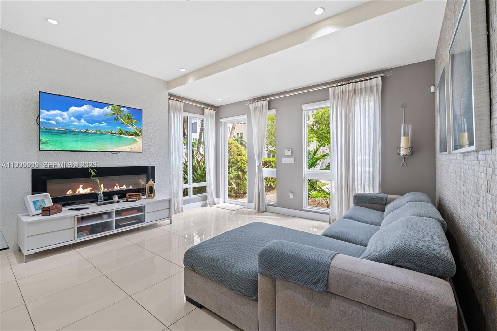 10305 NW 63rd Ter #105 Doral, FL 33178