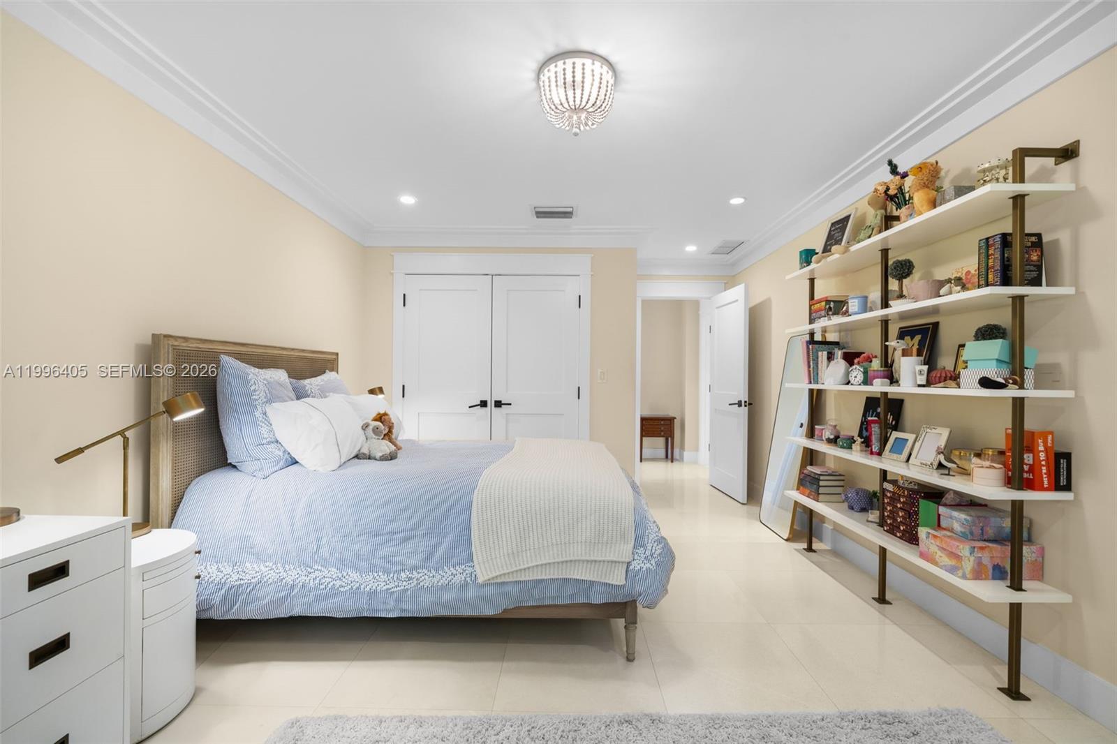 6831 Sunrise Ct Coral Gables, FL 33133