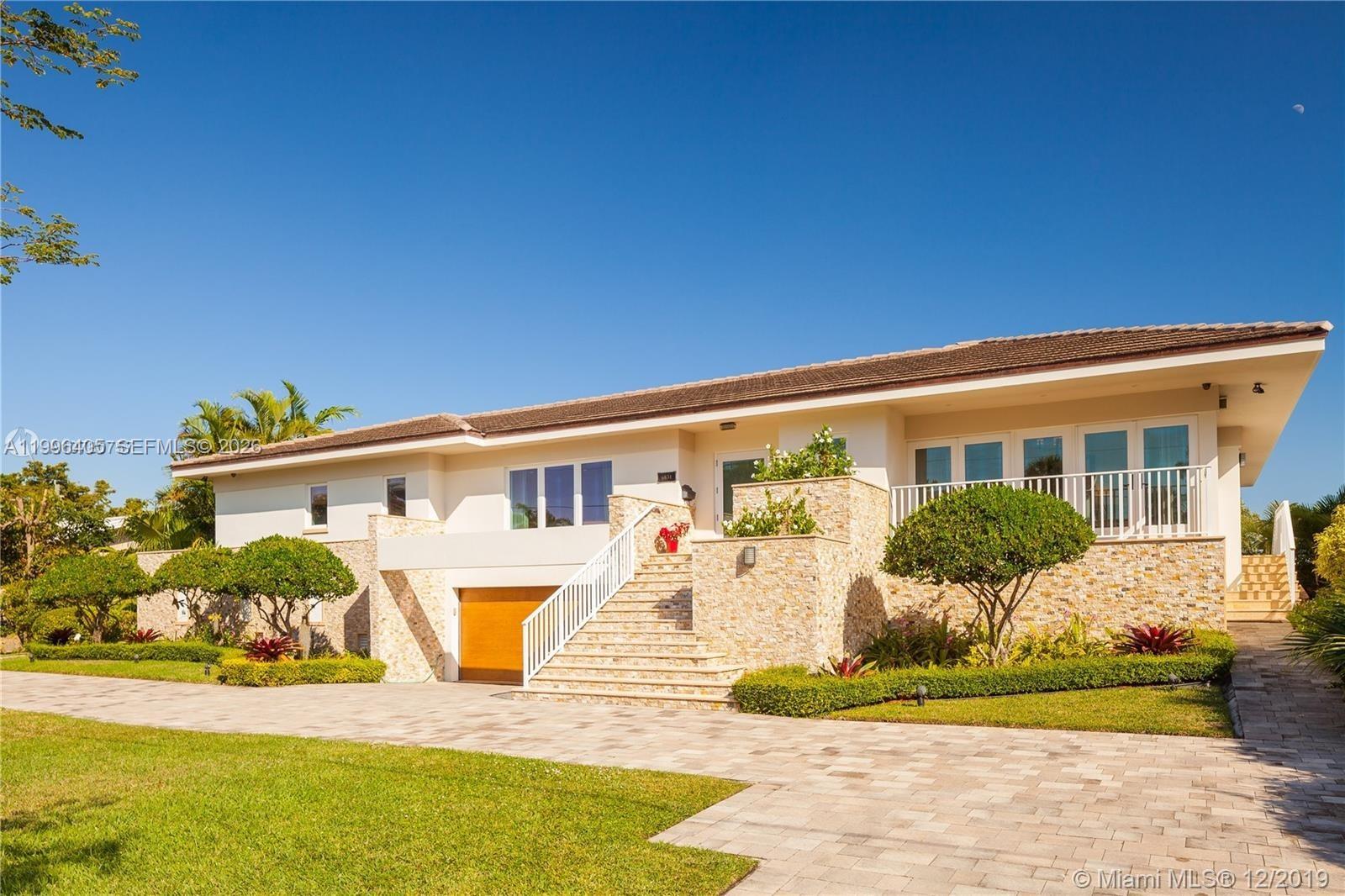 6831 Sunrise Ct Coral Gables, FL 33133