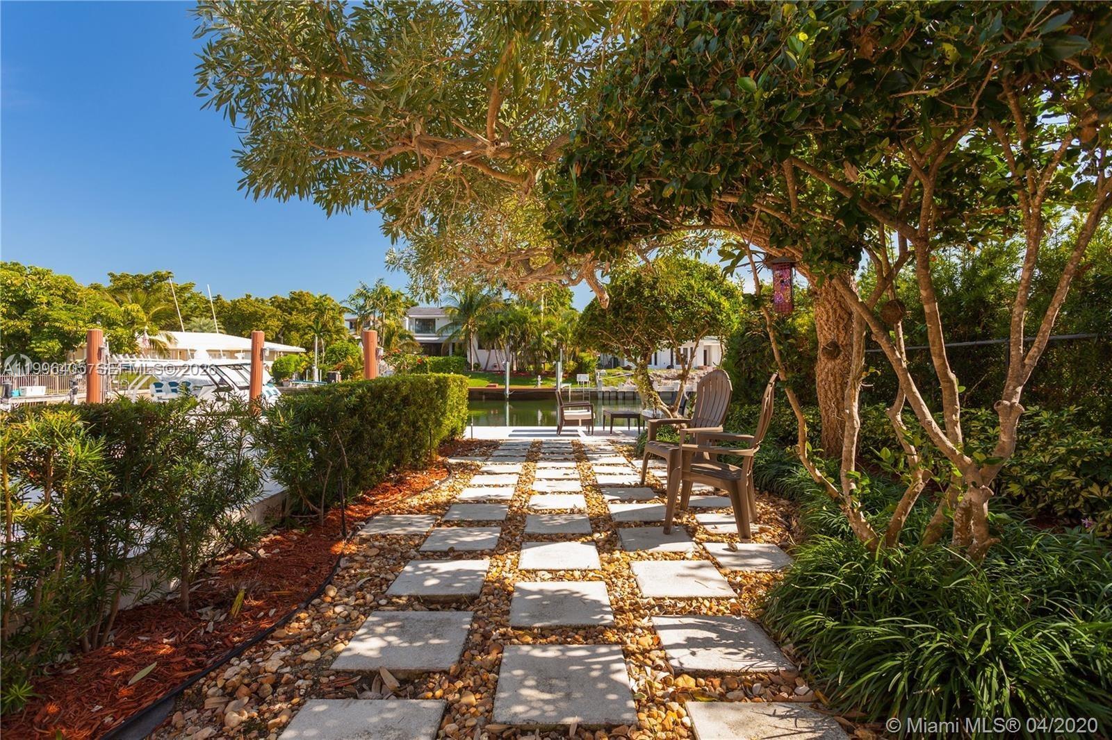 6831 Sunrise Ct Coral Gables, FL 33133