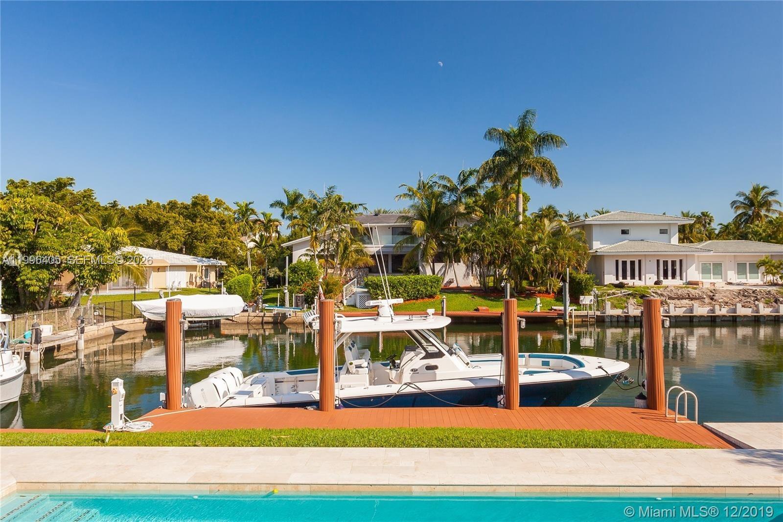 6831 Sunrise Ct Coral Gables, FL 33133