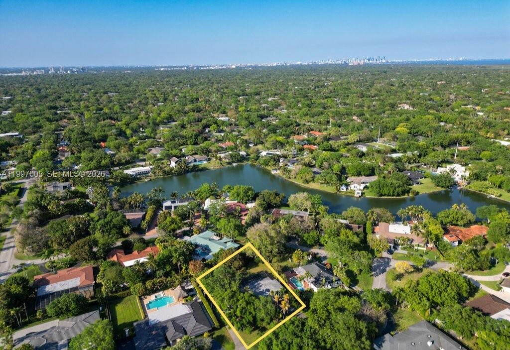 6845 SW 129th Ter Pinecrest, FL 33156