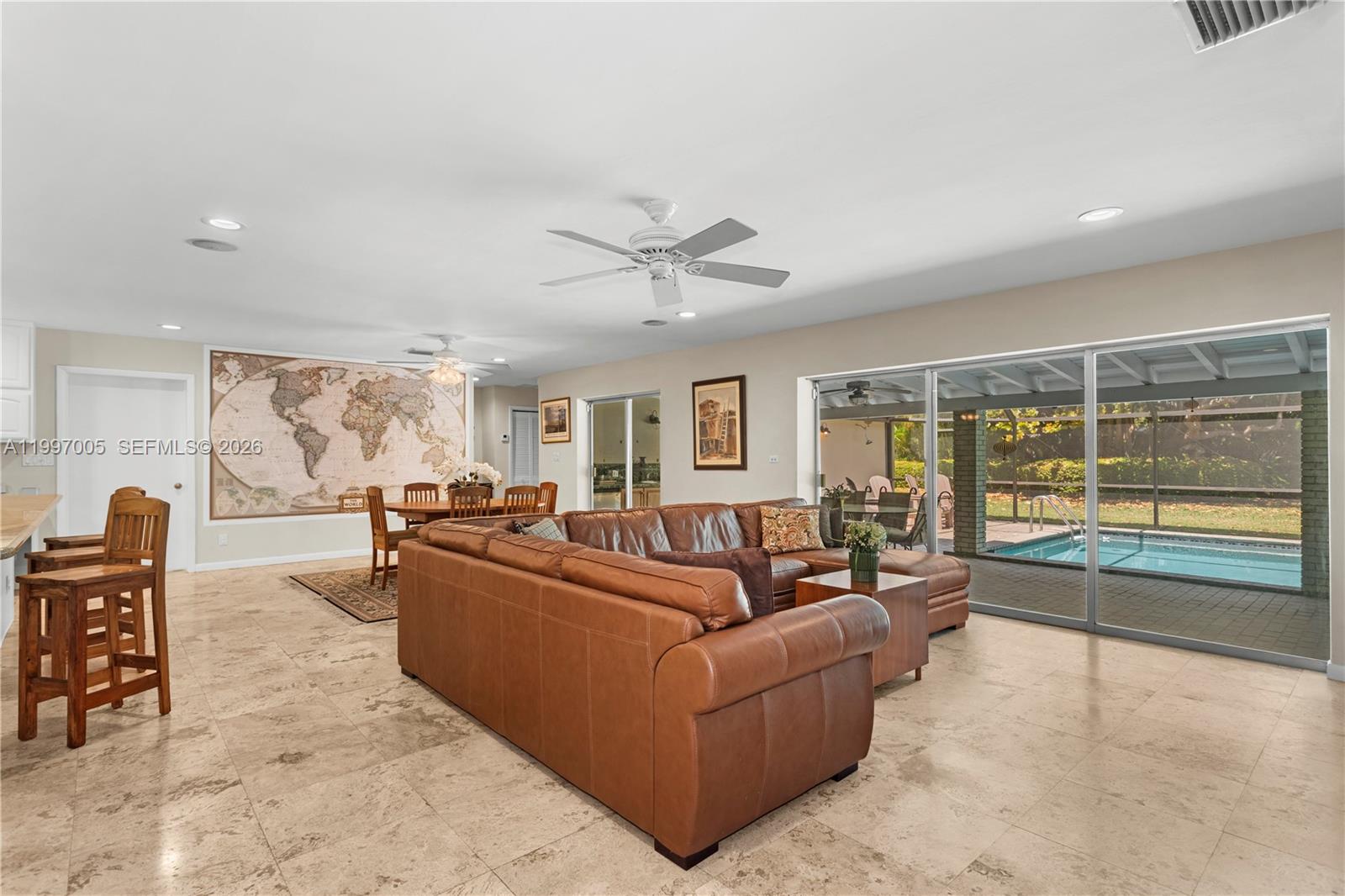 6845 SW 129th Ter Pinecrest, FL 33156