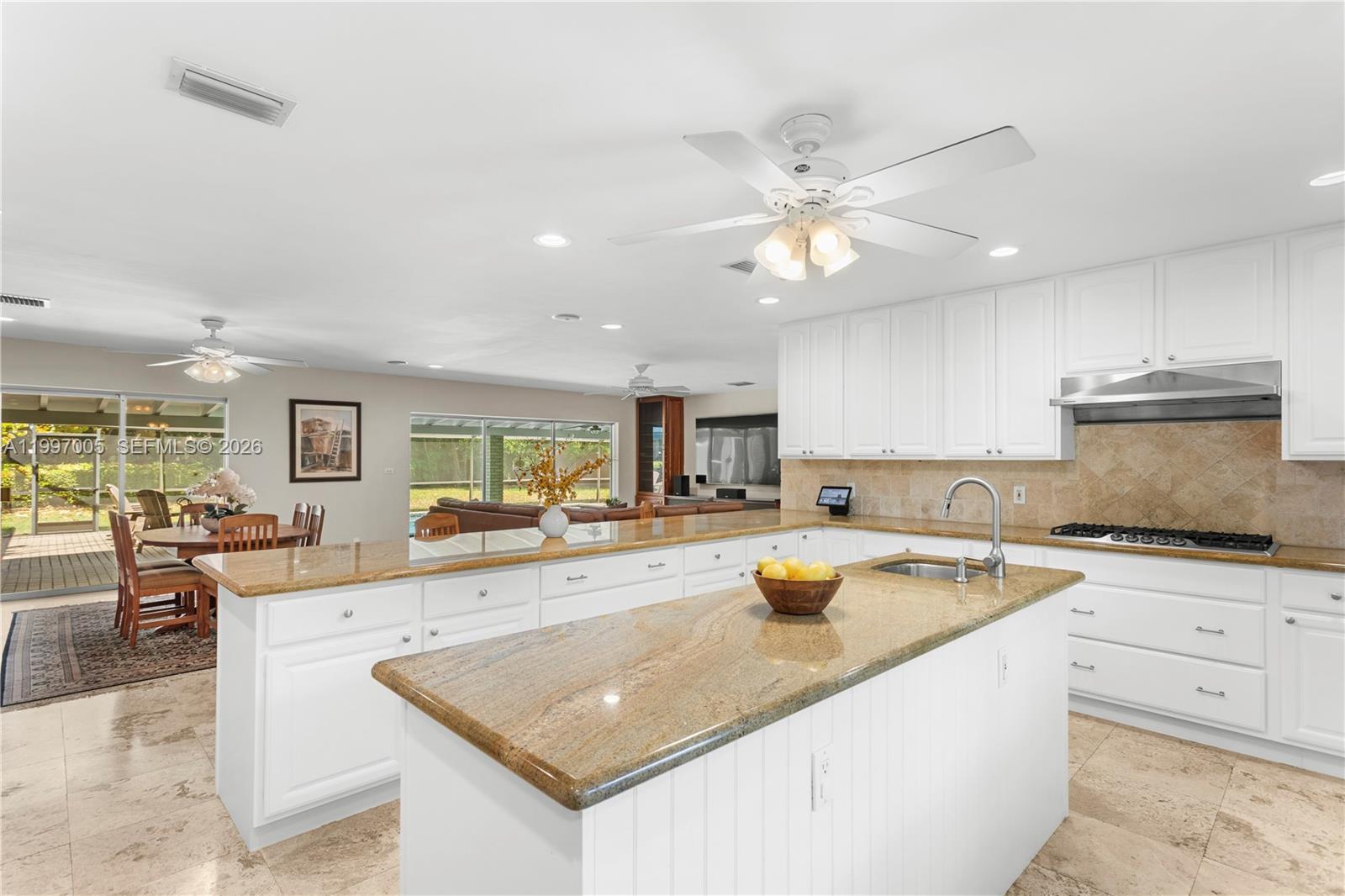 6845 SW 129th Ter Pinecrest, FL 33156