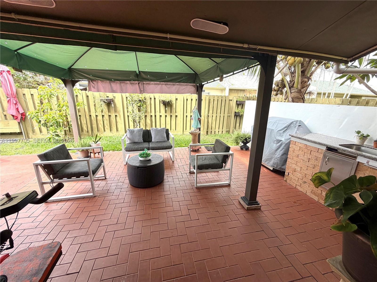 11906 SW 110th St Cir E Miami, FL 33186