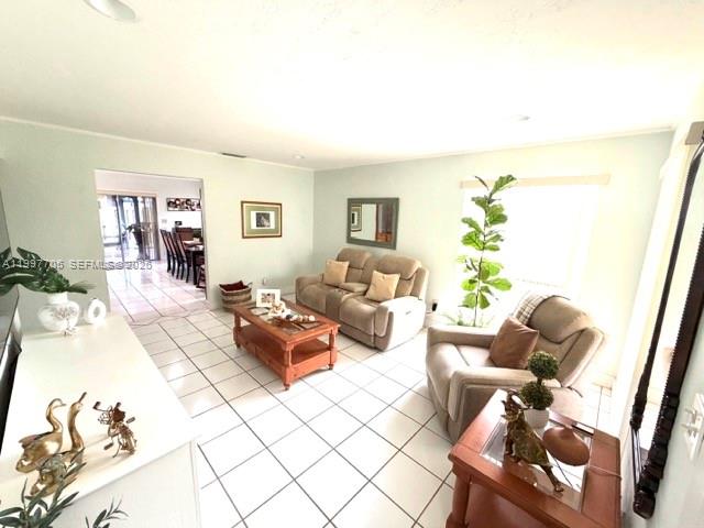 11906 SW 110th St Cir E Miami, FL 33186