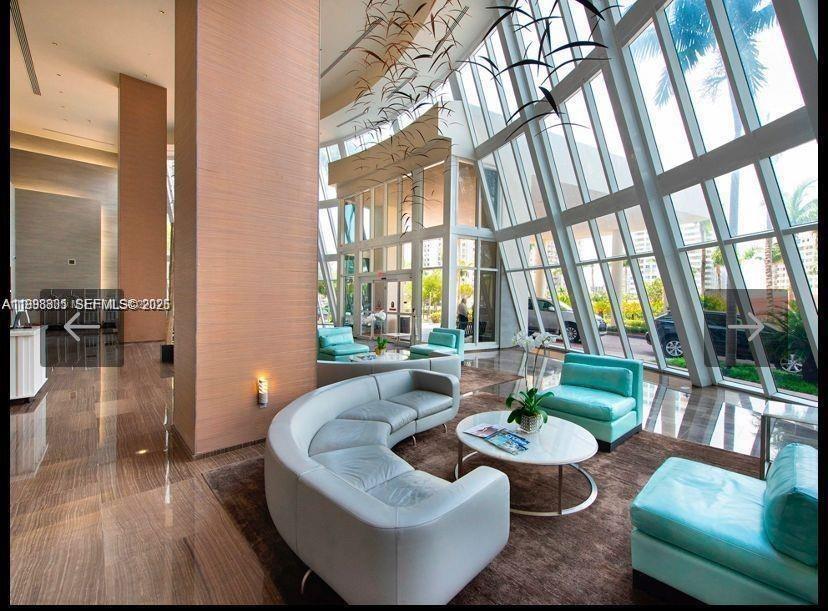 image Beach Club 217