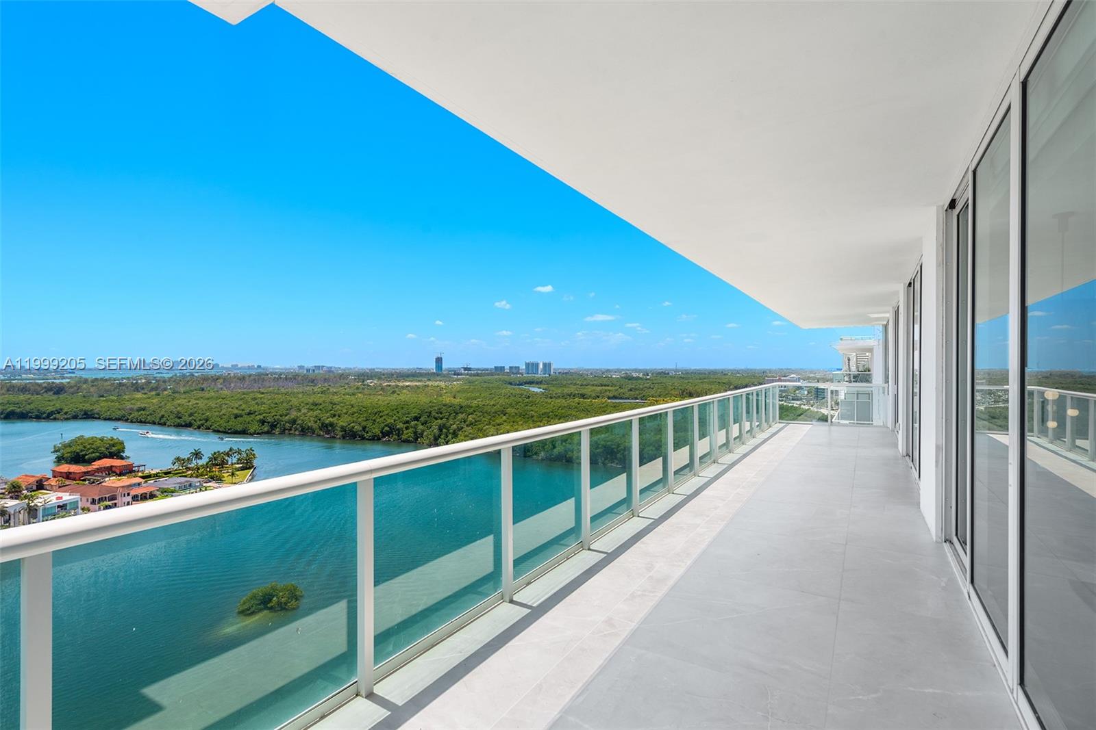 image 400 Sunny Isles17