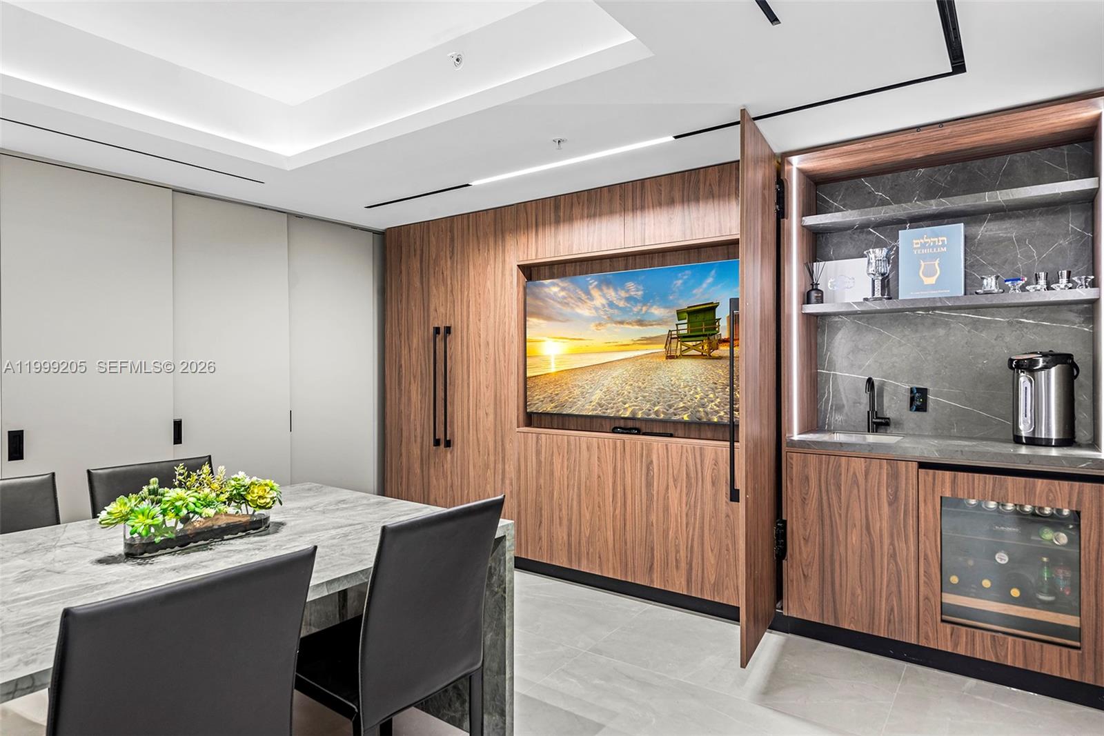 image 400 Sunny Isles4