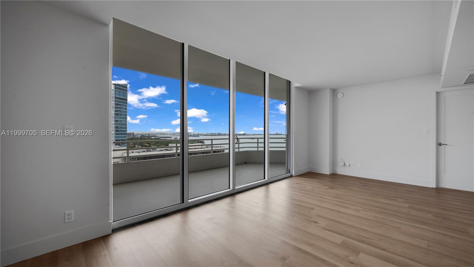 555 NE 34th St #2506 Miami, FL 33137