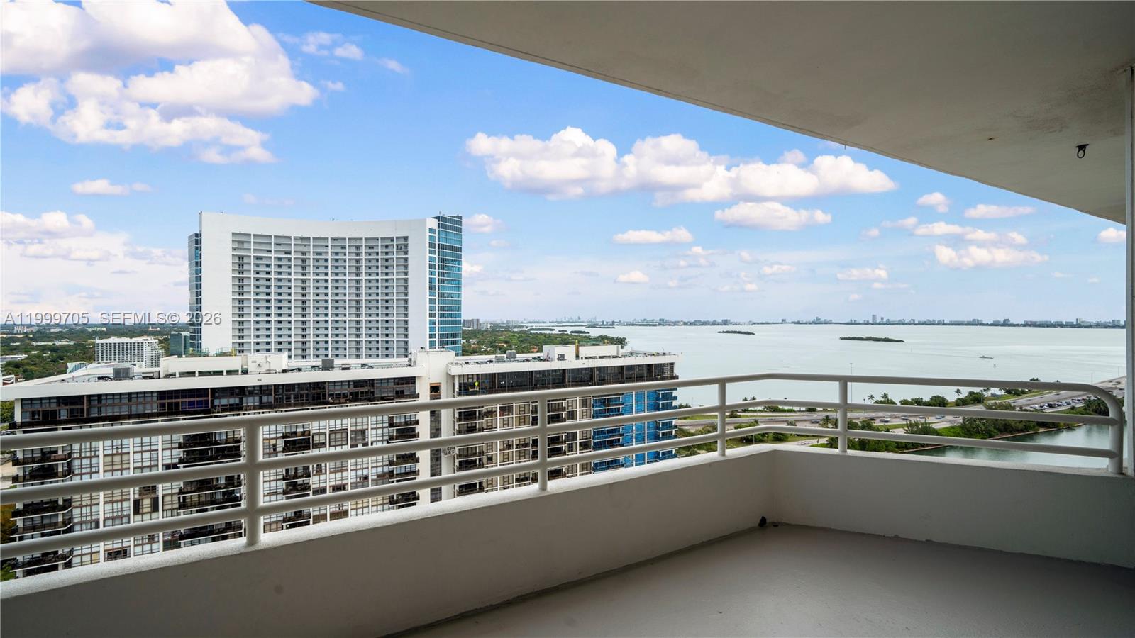 555 NE 34th St #2506 Miami, FL 33137