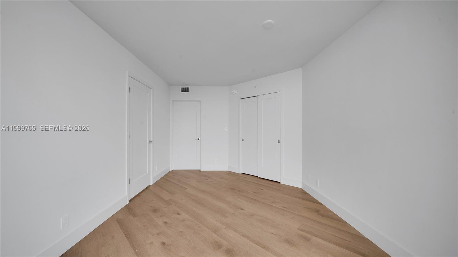 555 NE 34th St #2506 Miami, FL 33137