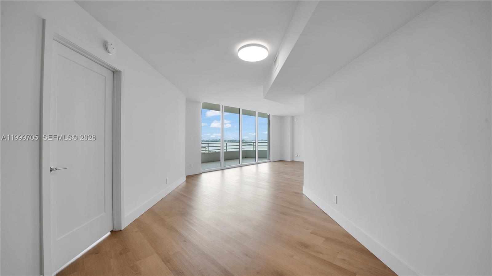 555 NE 34th St #2506 Miami, FL 33137
