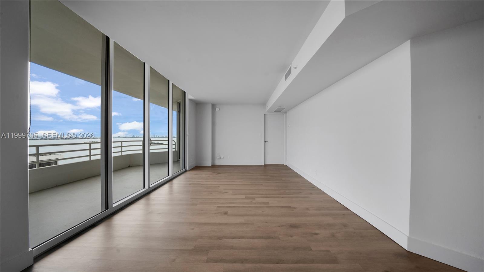 555 NE 34th St #2506 Miami, FL 33137