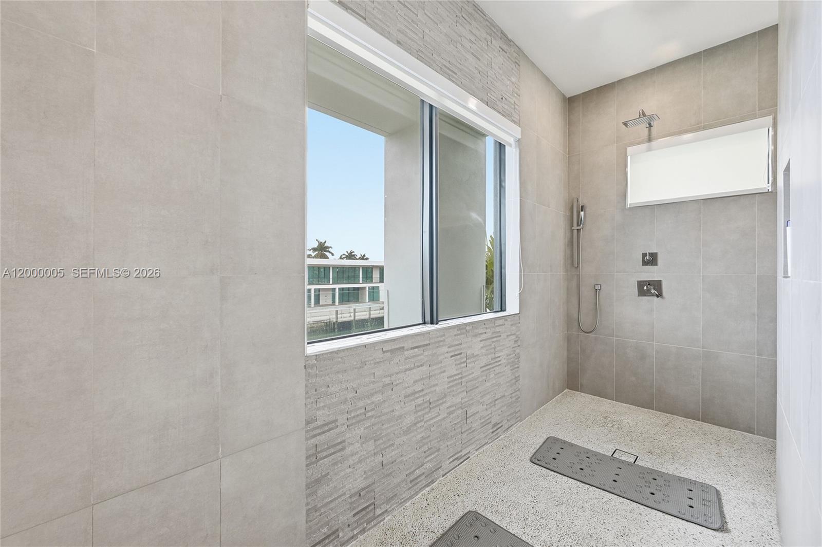 3300 NE 170th St North Miami Beach, FL 33160