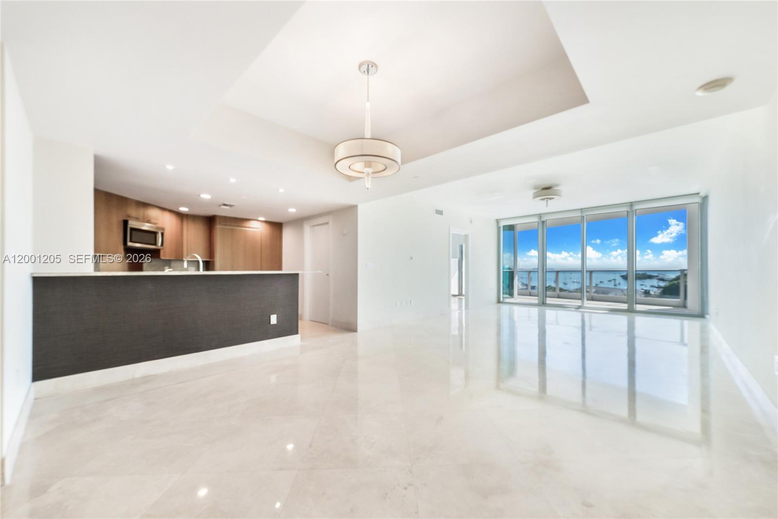 2627 S Bayshore Dr #906 Miami, FL 33133