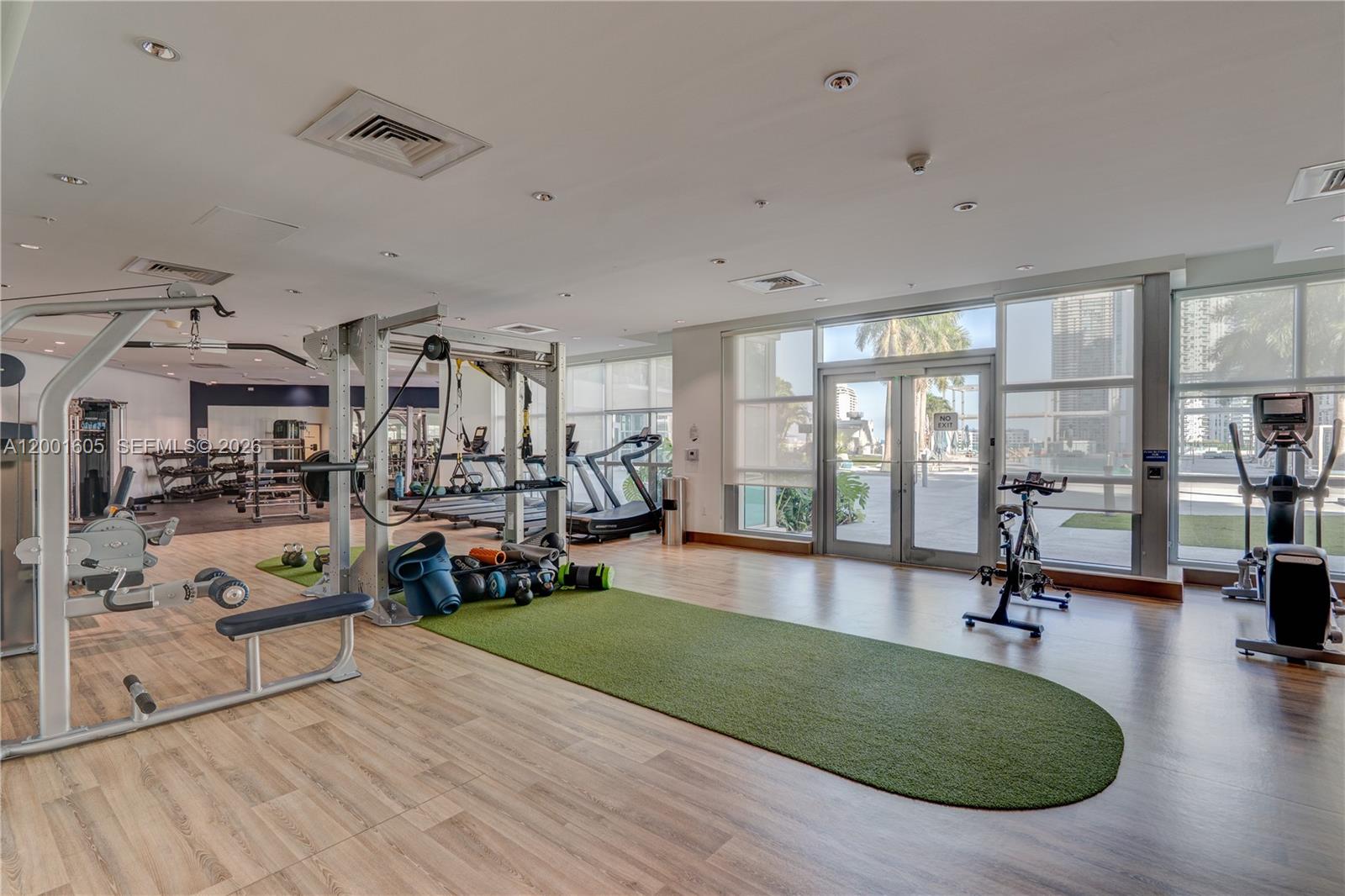 3301 NE 1st Ave #H1215 Miami, FL 33137