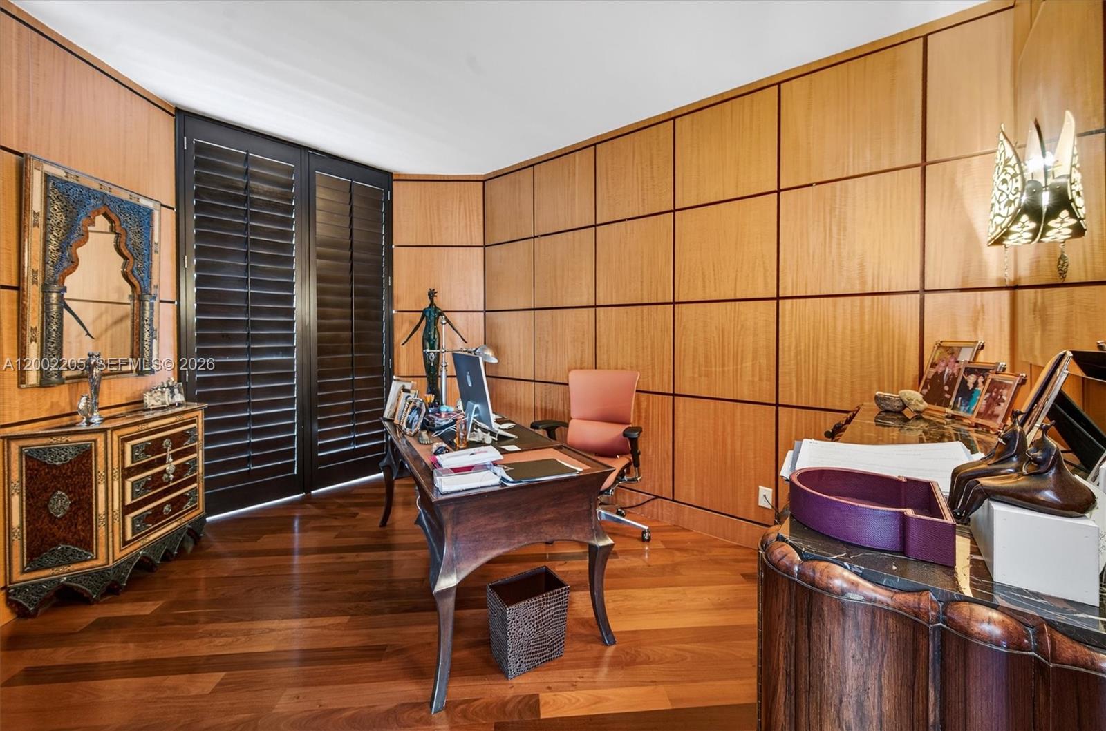 7000 Island Blvd #PH-02 Aventura, FL 33160