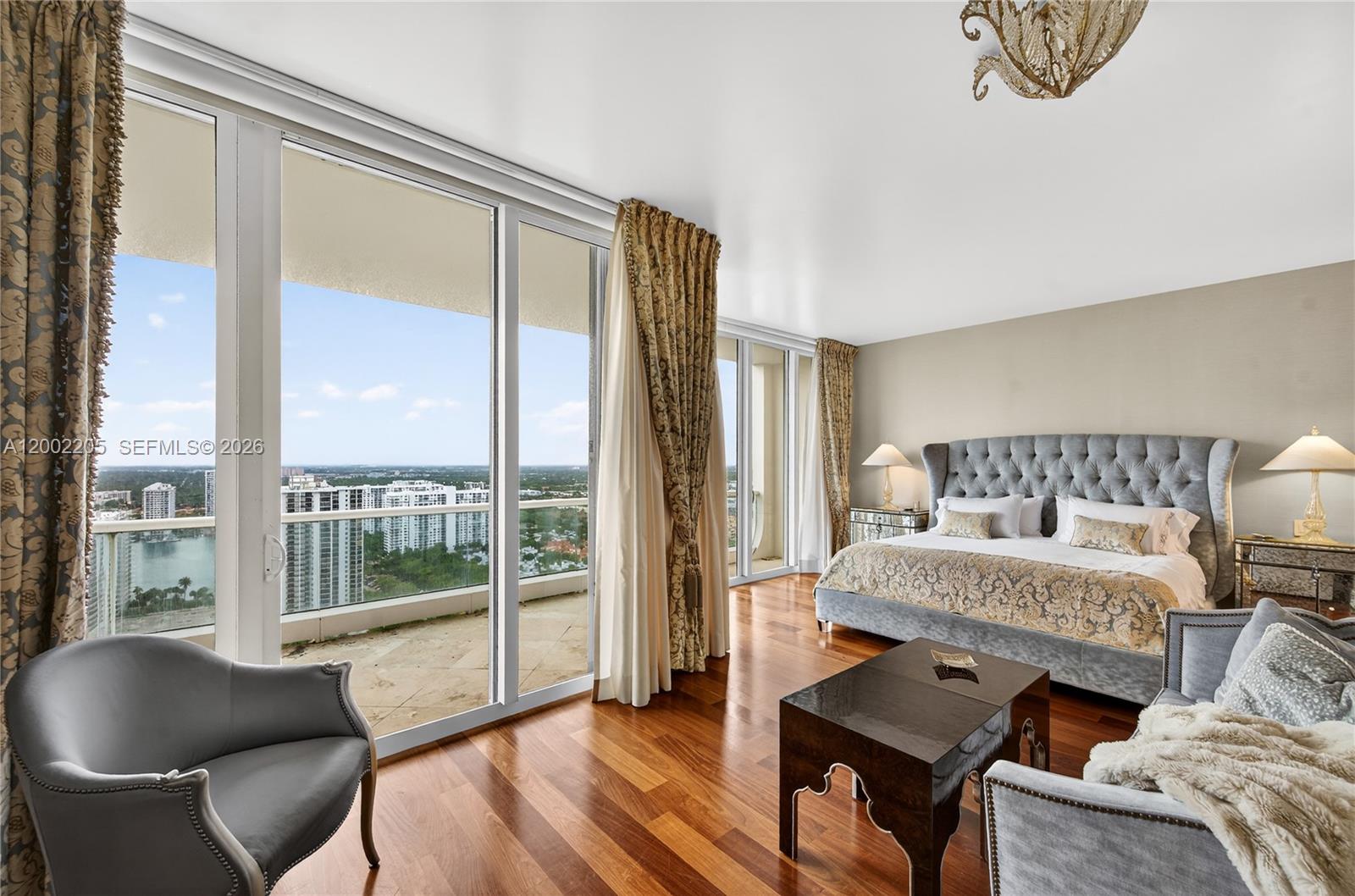 7000 Island Blvd #PH-02 Aventura, FL 33160