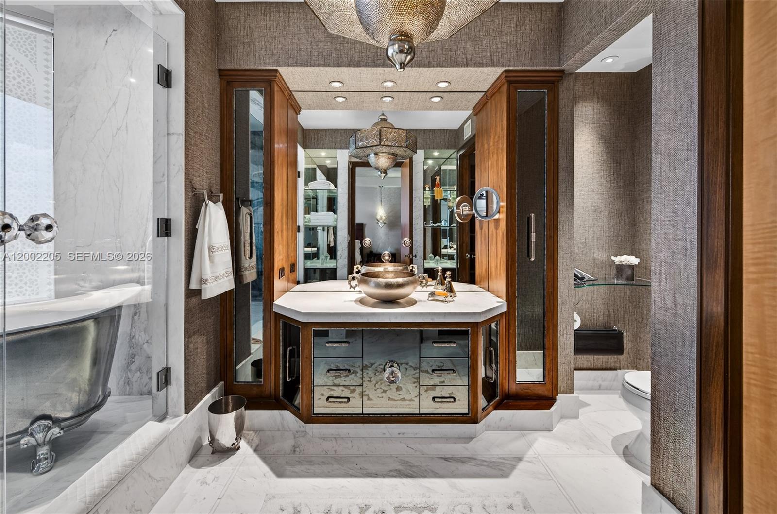 7000 Island Blvd #PH-02 Aventura, FL 33160