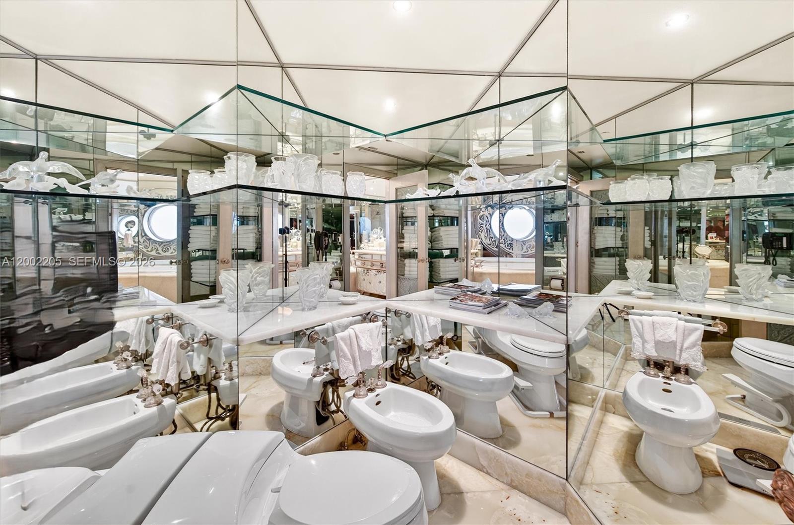 7000 Island Blvd #PH-02 Aventura, FL 33160