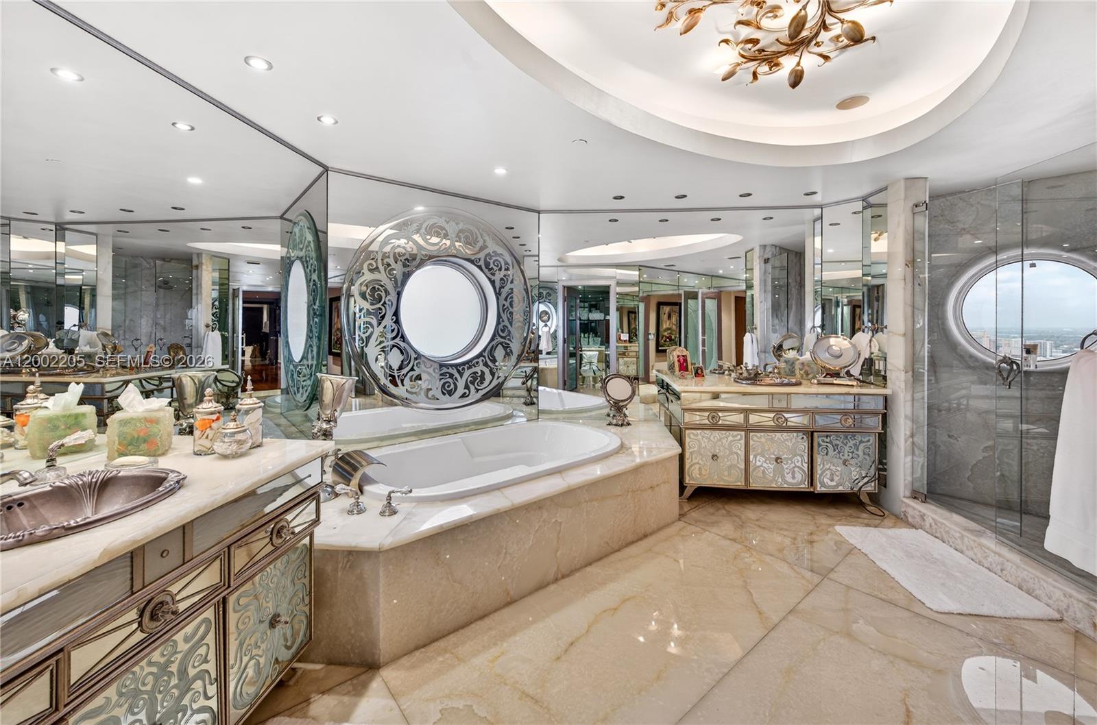 7000 Island Blvd #PH-02 Aventura, FL 33160