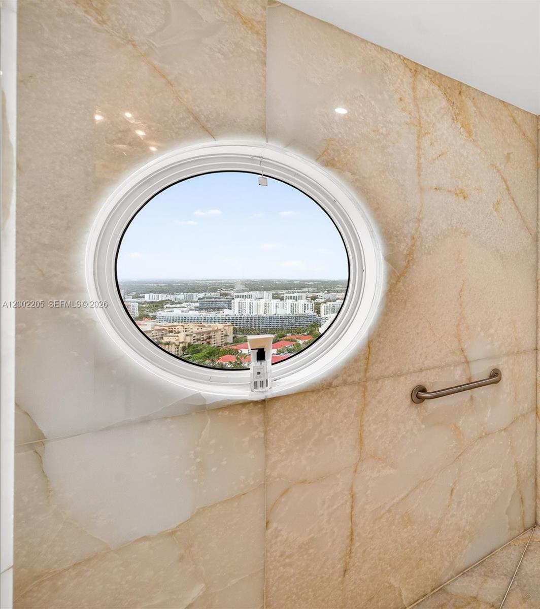 7000 Island Blvd #PH-02 Aventura, FL 33160