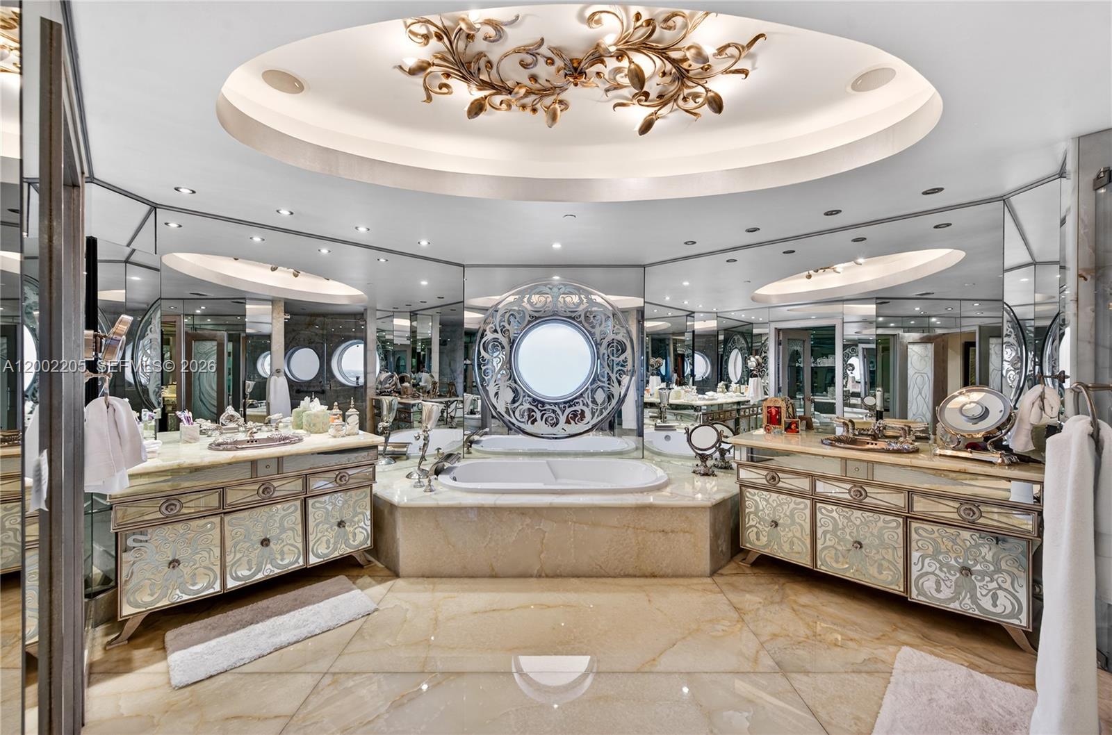 7000 Island Blvd #PH-02 Aventura, FL 33160