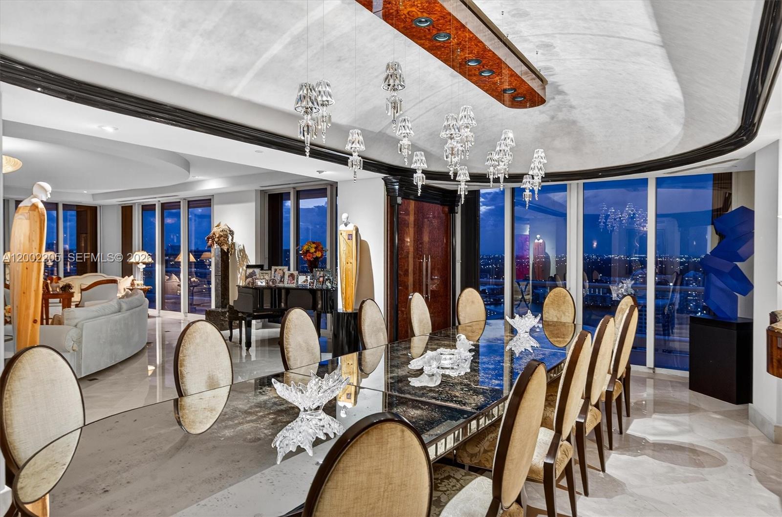 7000 Island Blvd #PH-02 Aventura, FL 33160