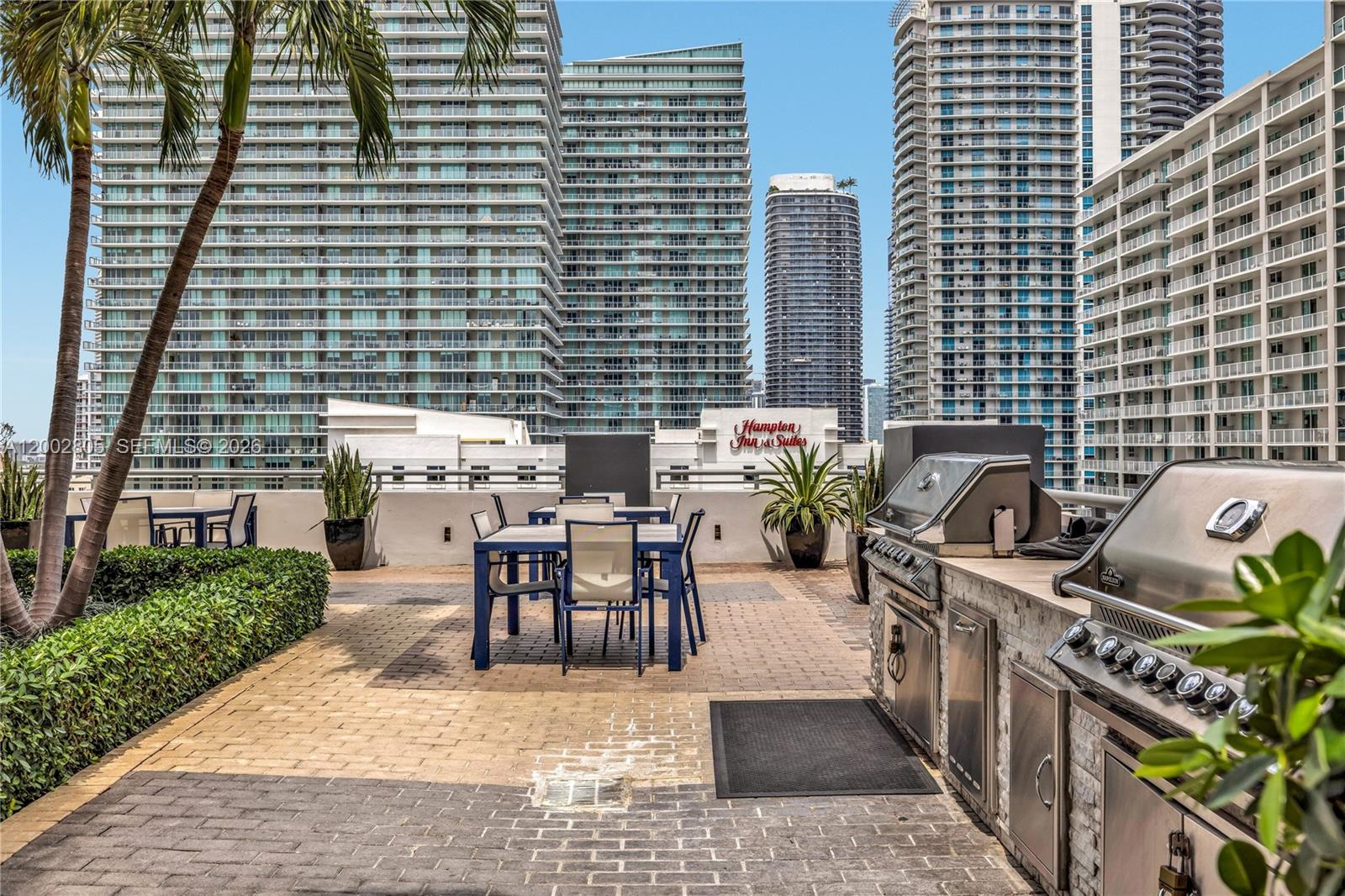 image Infinity at Brickell23
