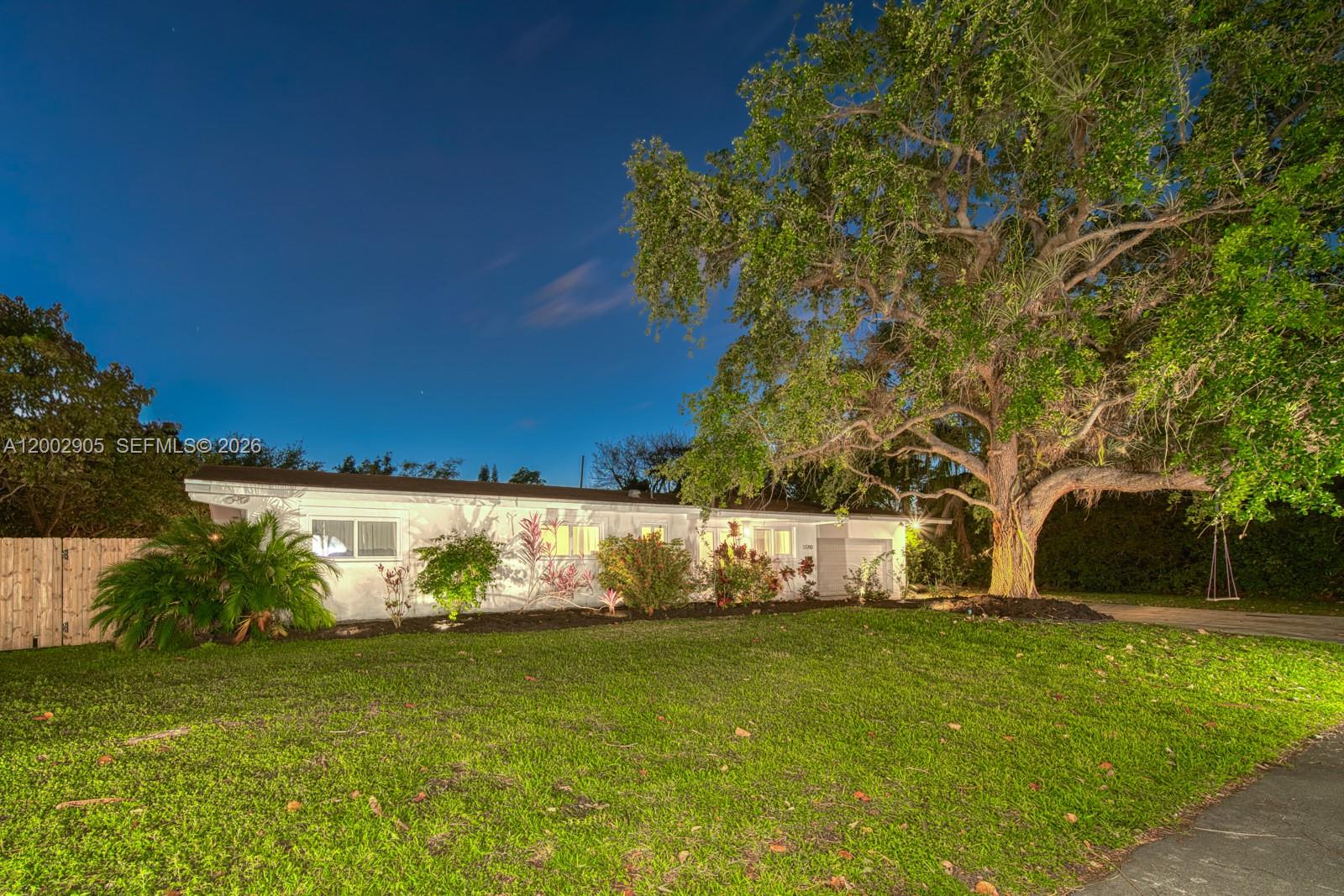 13700 SW 74th Ct Palmetto Bay, FL 33158