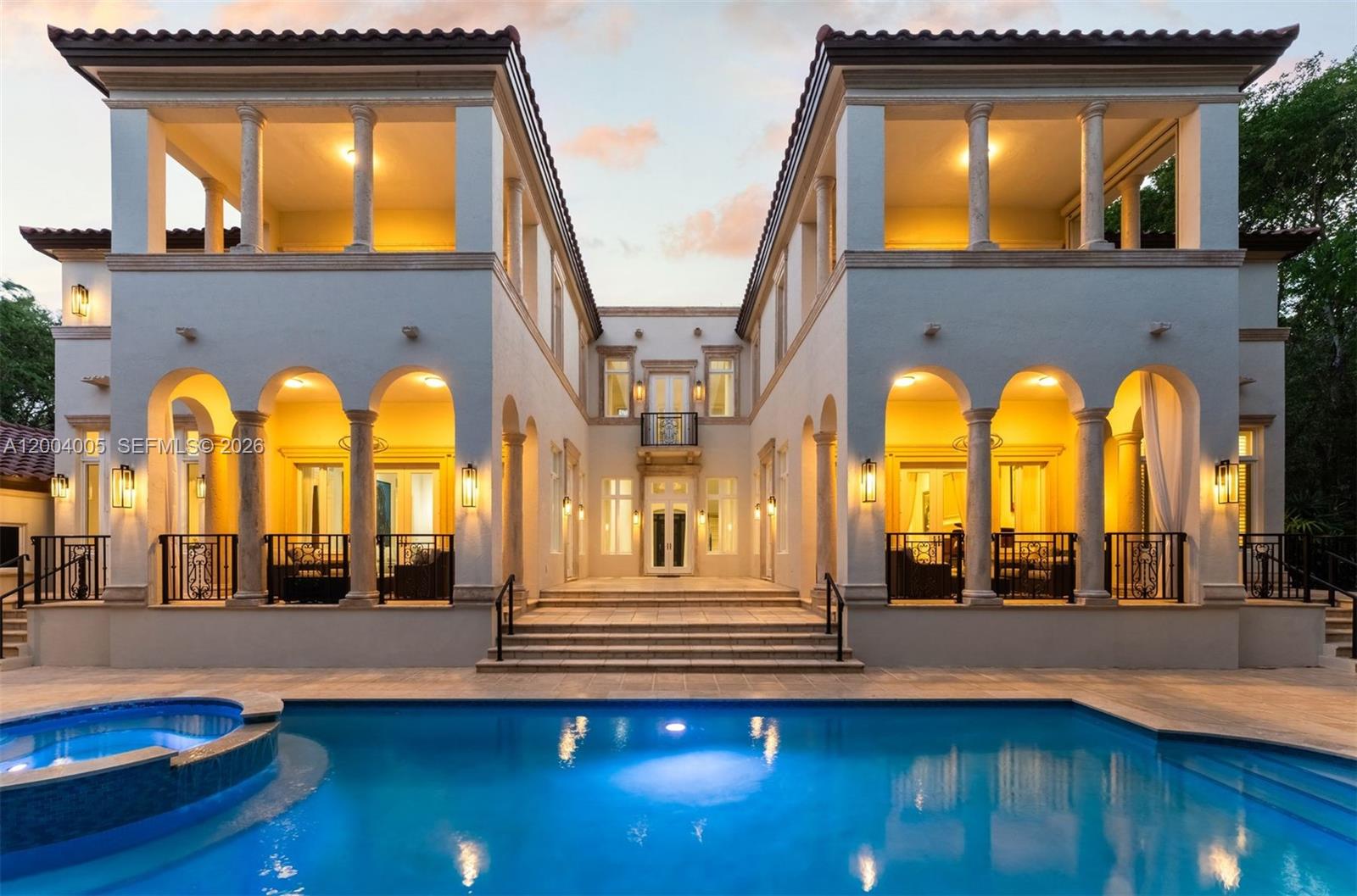 255 Cocoplum Rd Coral Gables, FL 33143