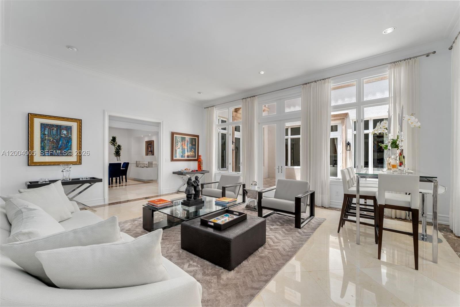 255 Cocoplum Rd Coral Gables, FL 33143