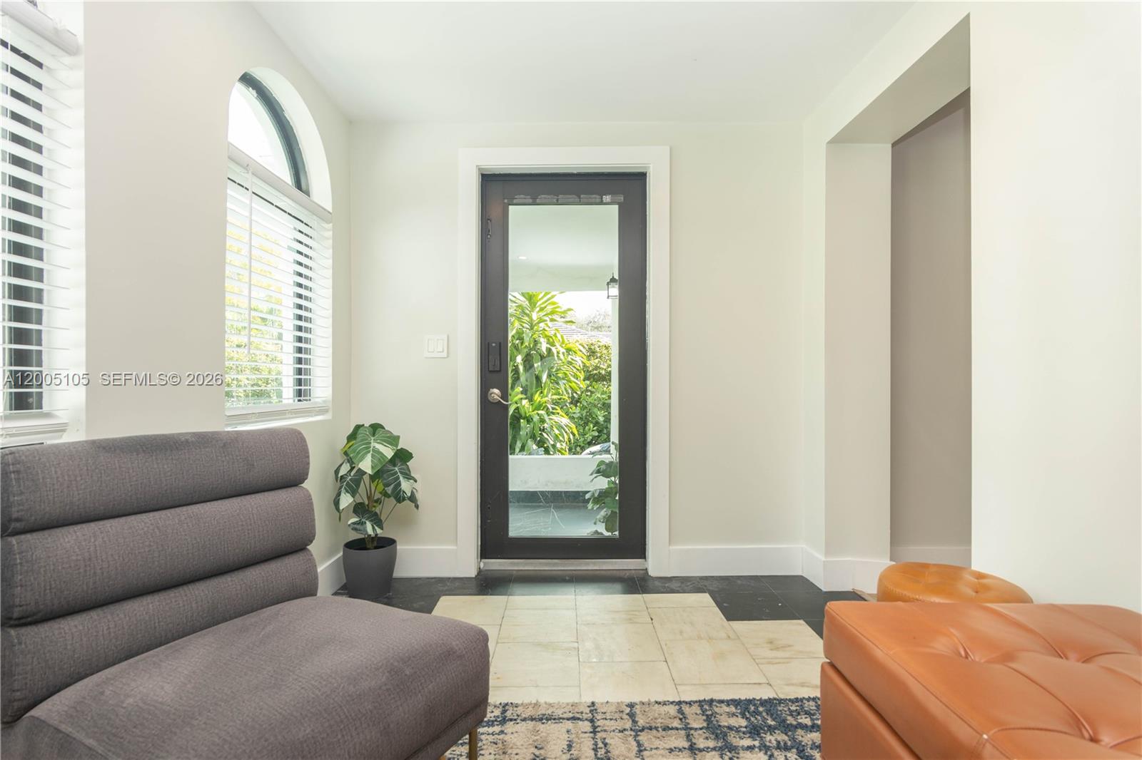 2360 SW 12th St Miami, FL 33135