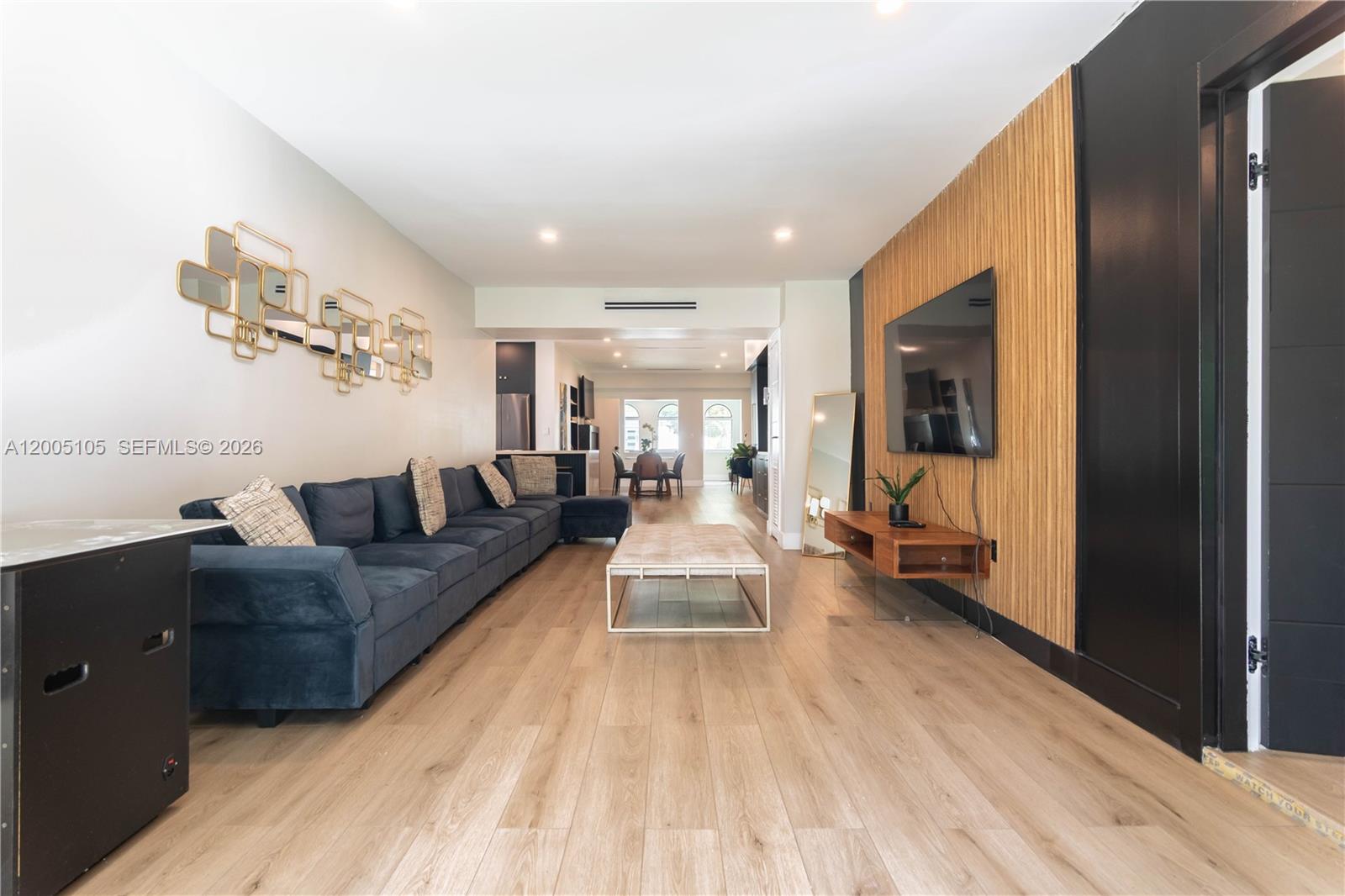 2360 SW 12th St Miami, FL 33135