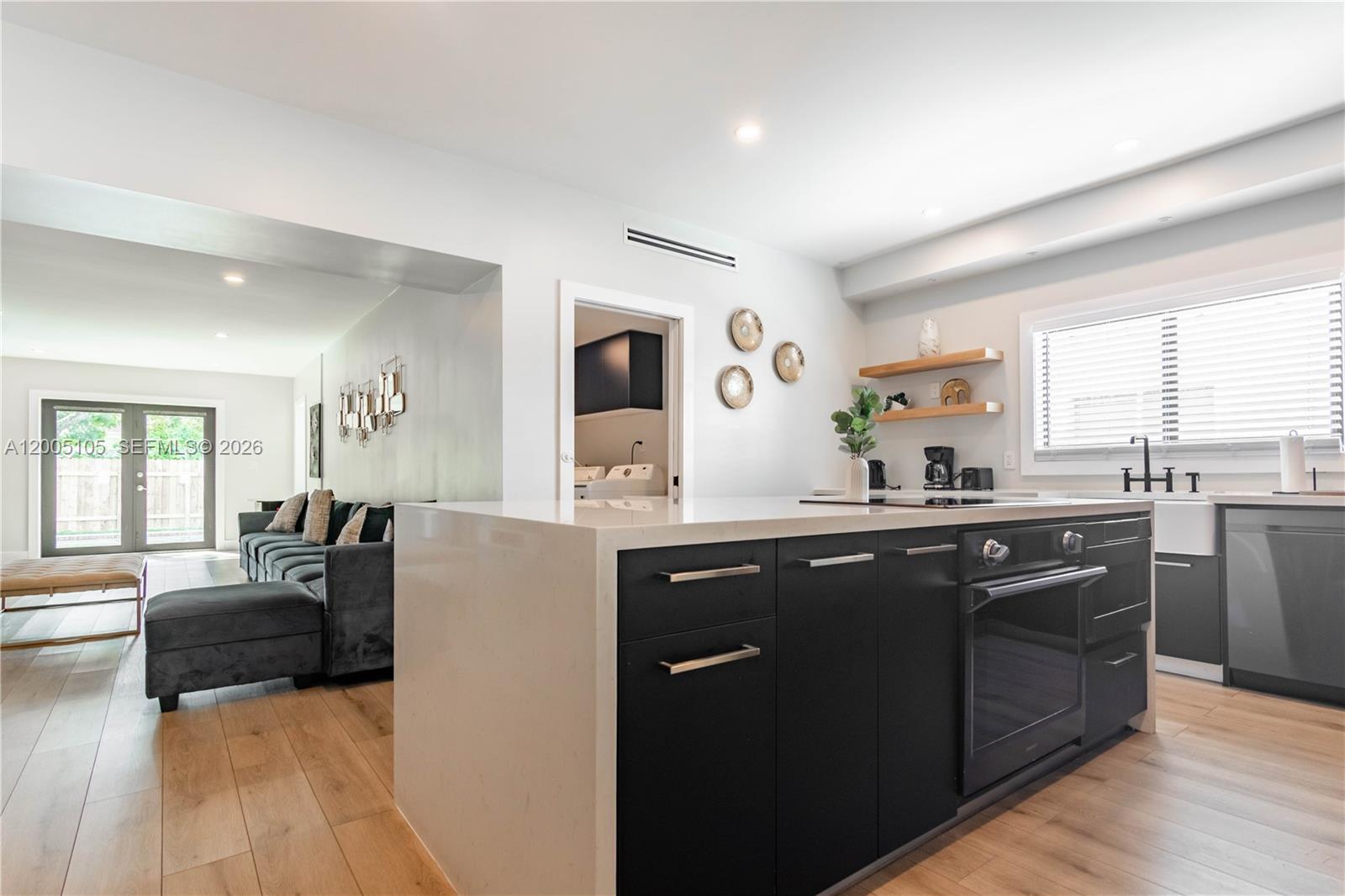 2360 SW 12th St Miami, FL 33135