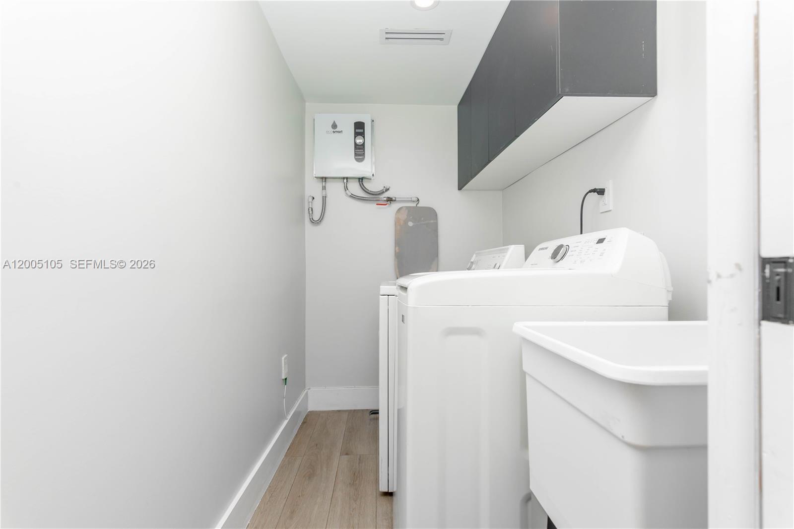 2360 SW 12th St Miami, FL 33135