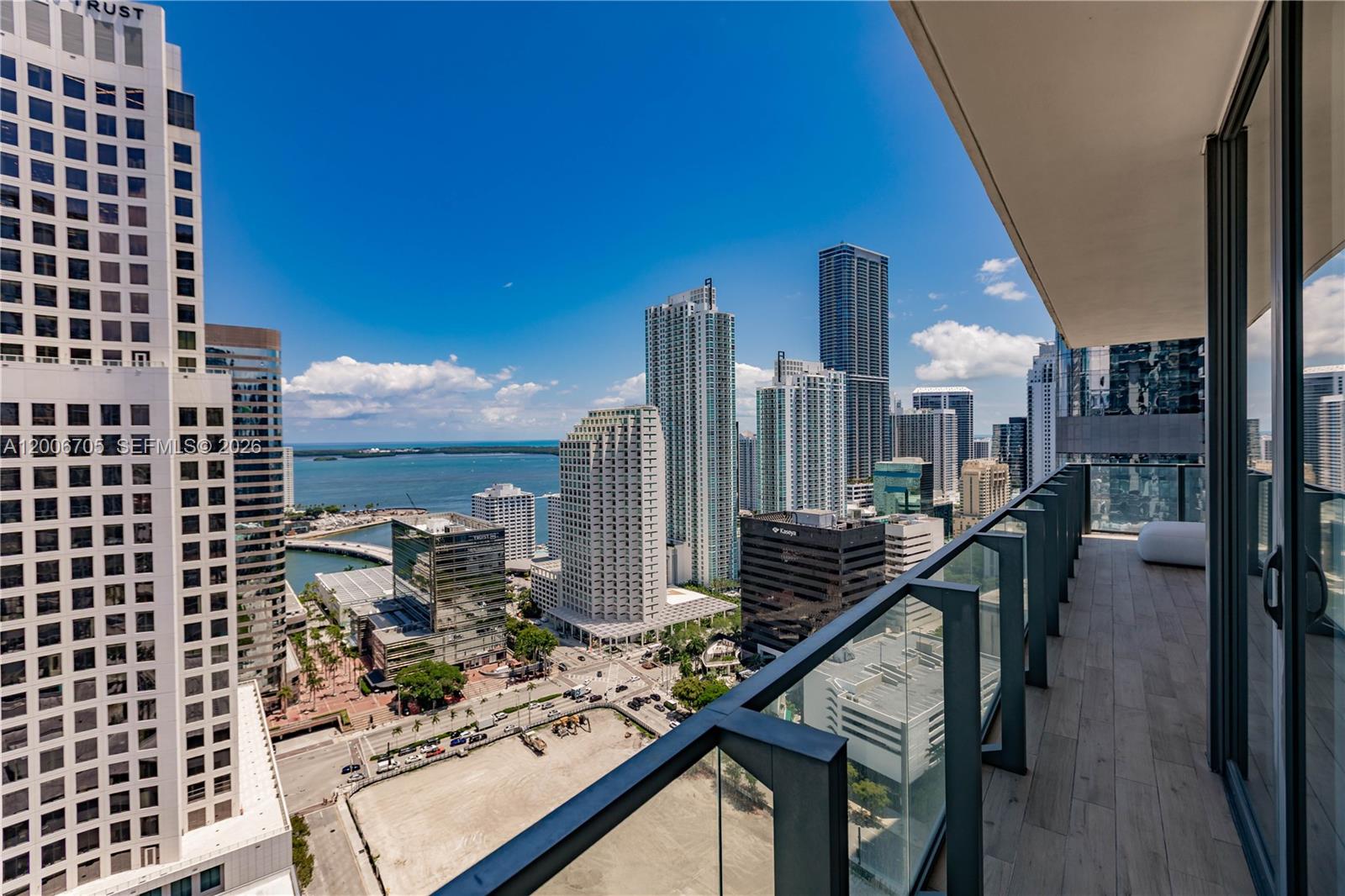 68 SE 6th St #2701 Miami, FL 33131