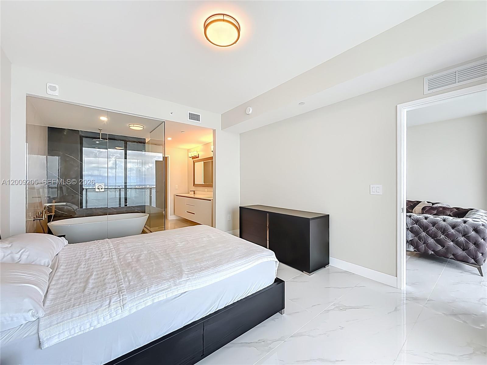 700 NE 24th St #4904 Miami, FL 33137