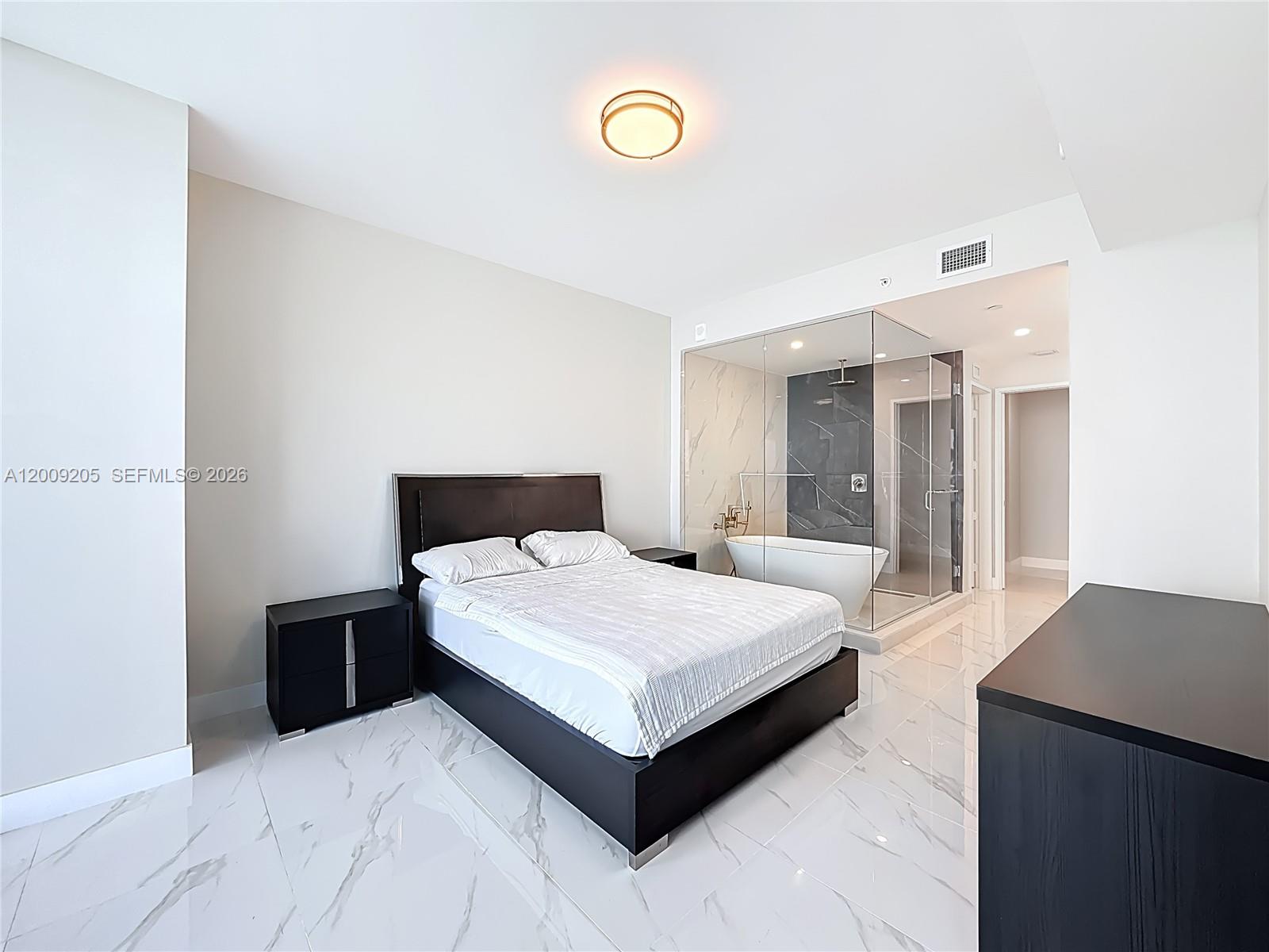 700 NE 24th St #4904 Miami, FL 33137