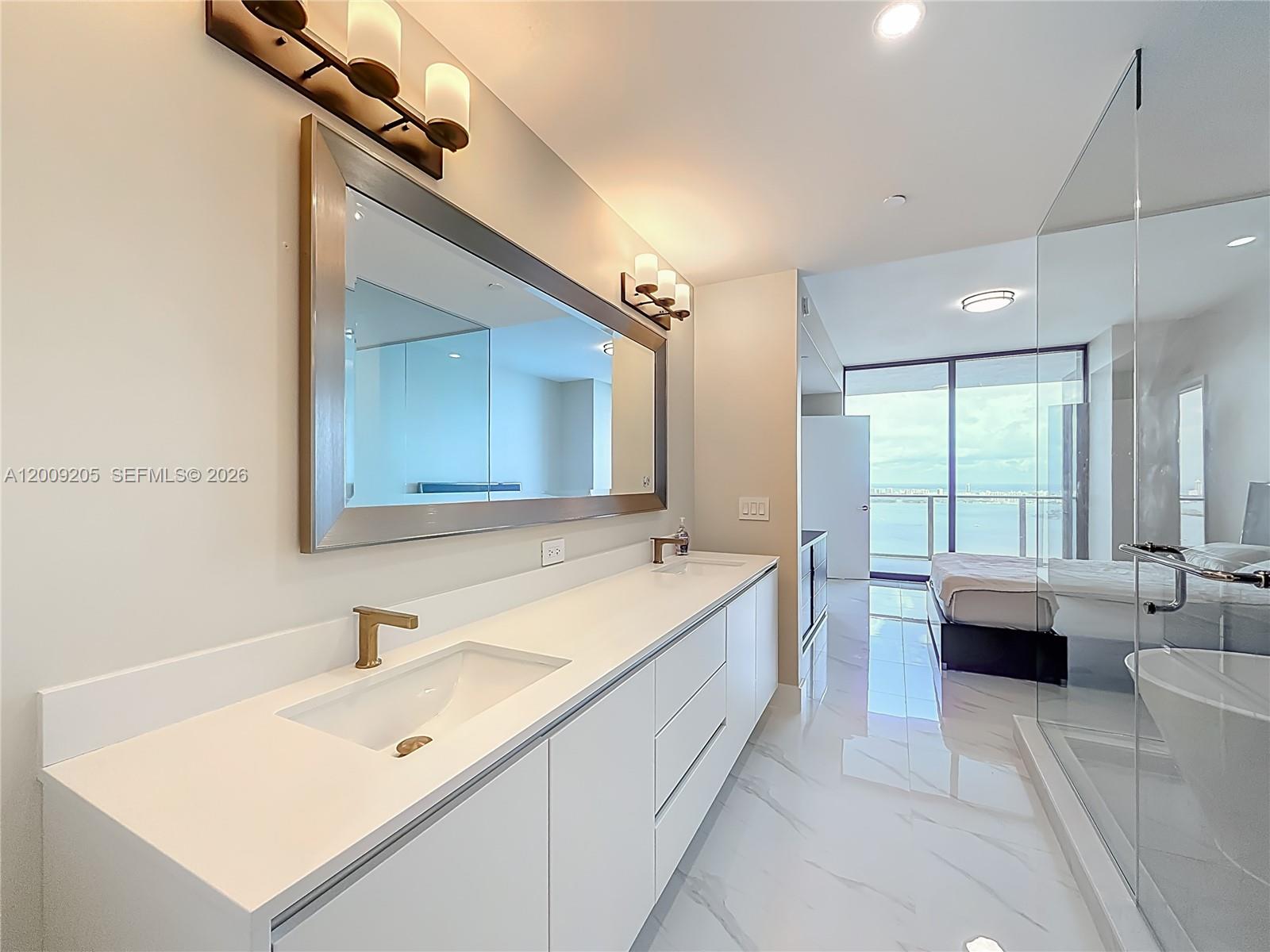 700 NE 24th St #4904 Miami, FL 33137