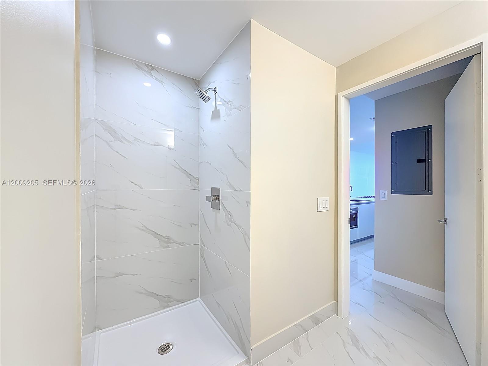 700 NE 24th St #4904 Miami, FL 33137