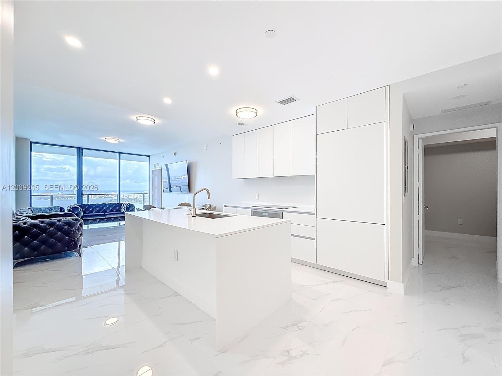 700 NE 24th St #4904 Miami, FL 33137