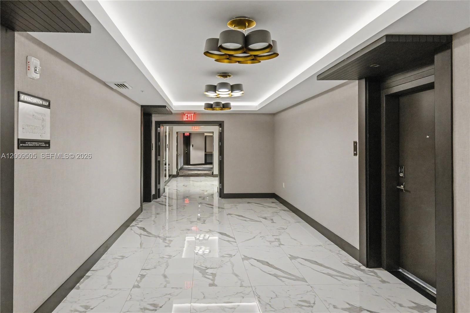 301 Altara Ave #822 Coral Gables, FL 33146
