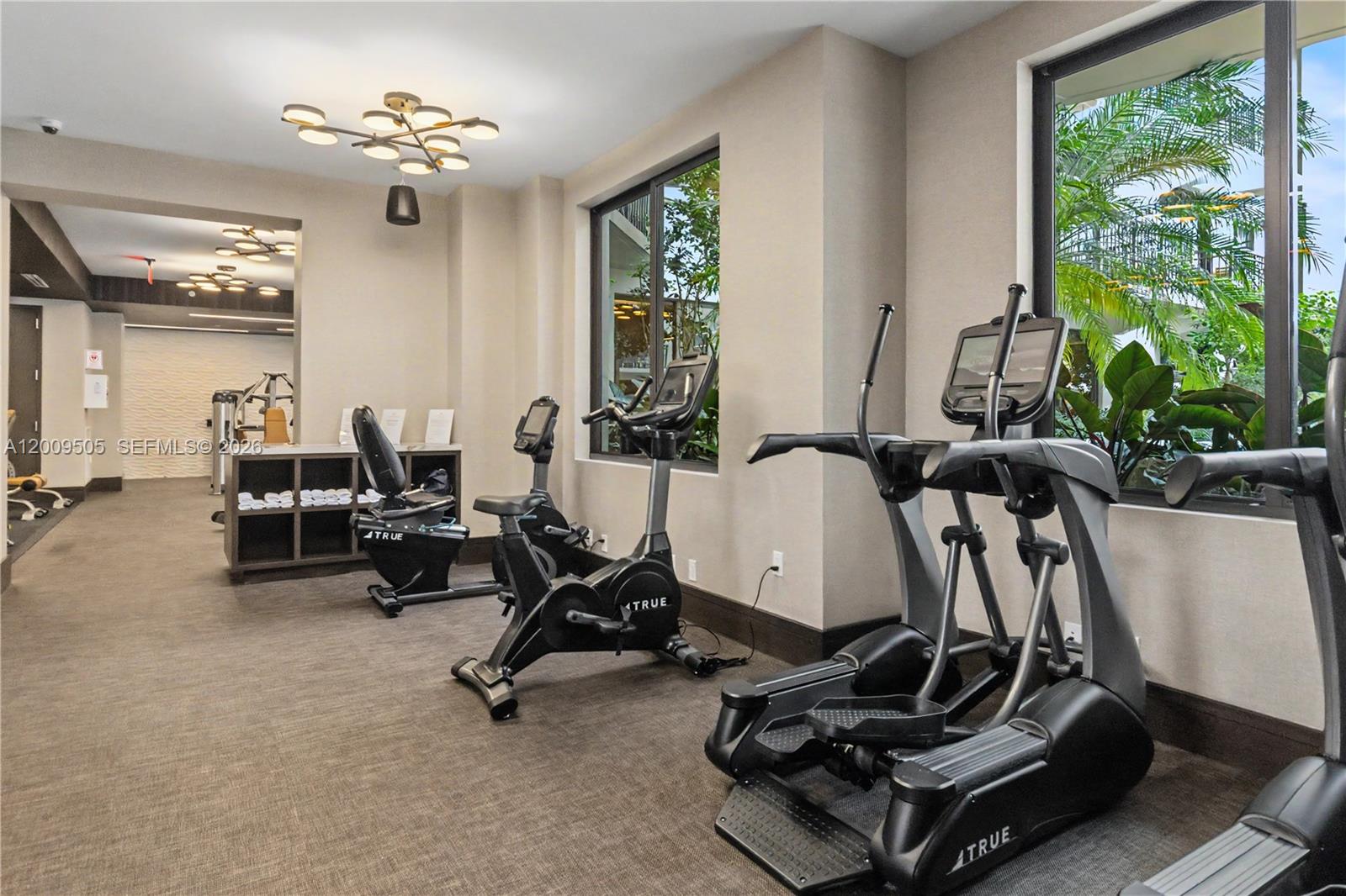301 Altara Ave #822 Coral Gables, FL 33146